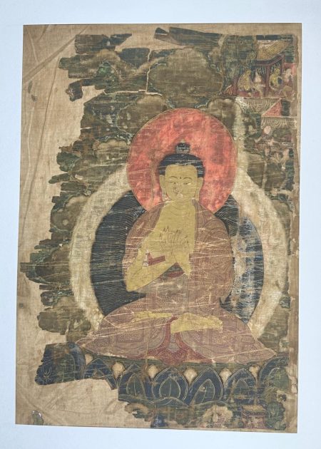 ANTIQUE TIBETAN THANGKA - SEATED BUDDHA
