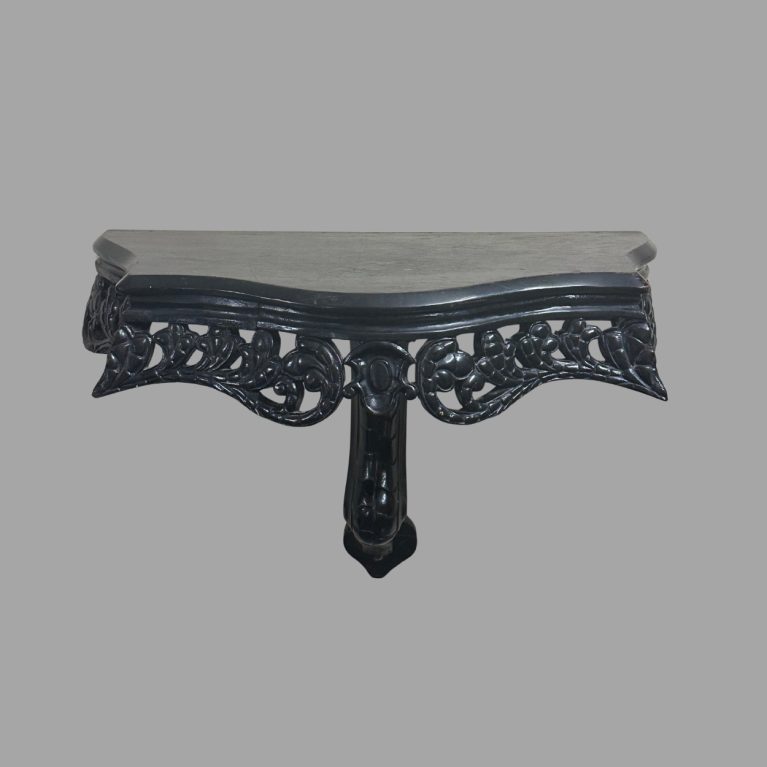 WALL MOUNTED SHELF WITH FLORAL CRAVING