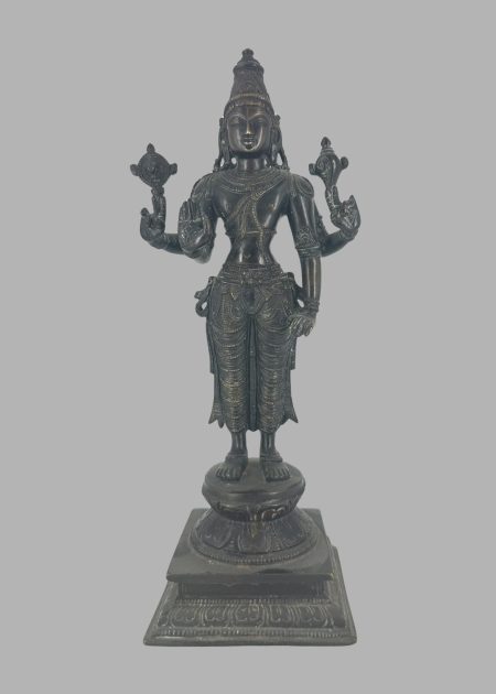 VISHNU STANDING IN TRIBHANGA POSTURE