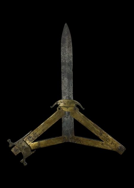 BRASS-IRON FOLDING KNIFE