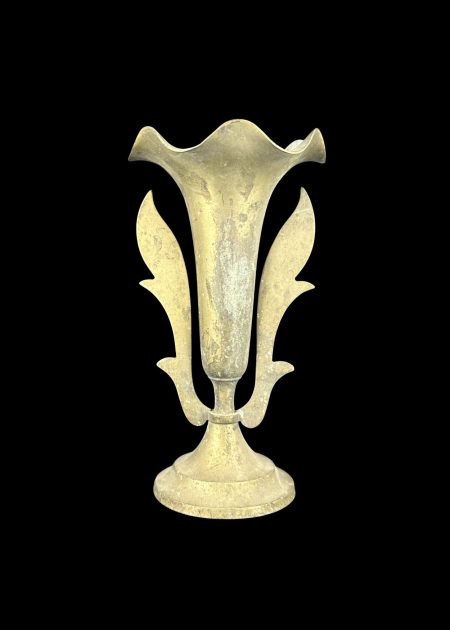 GARMAN SILVER FLOWER VASE WITH STYLIZED LEAF MOTIFS
