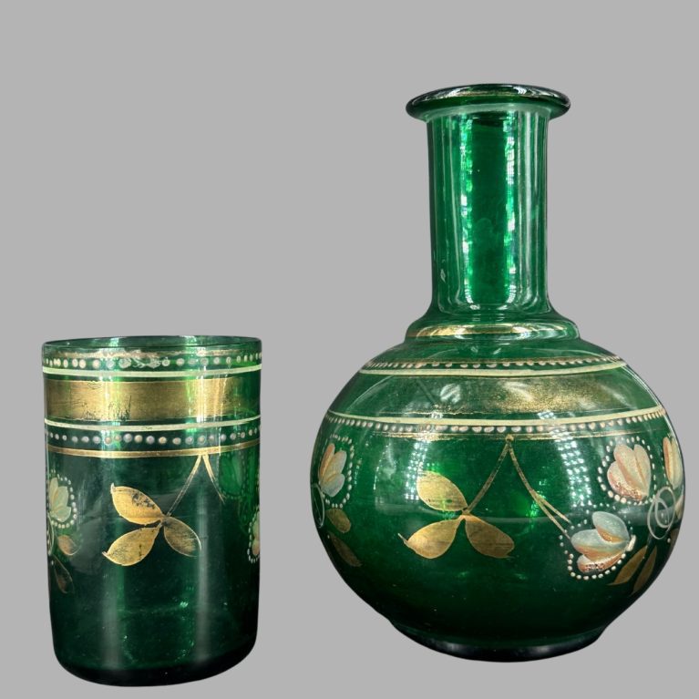 GREEN SURAI WITH GLASS