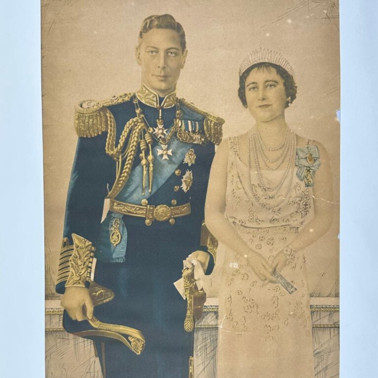 KING GEORGE VI AND QUEEN ELIZABETH