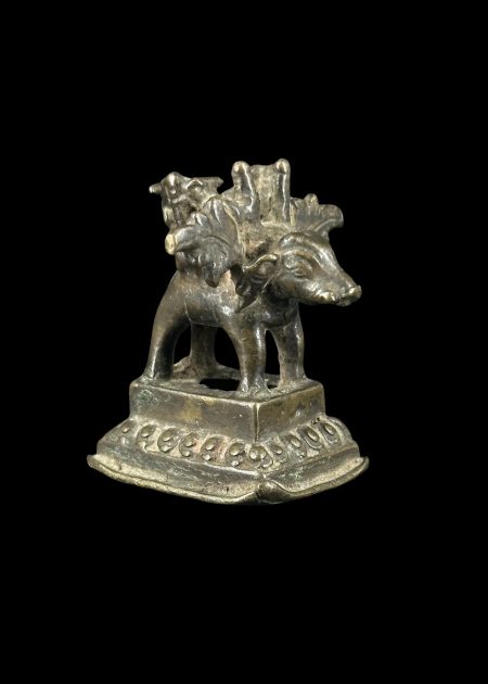 WINGED MYTHICAL GUARDIAN