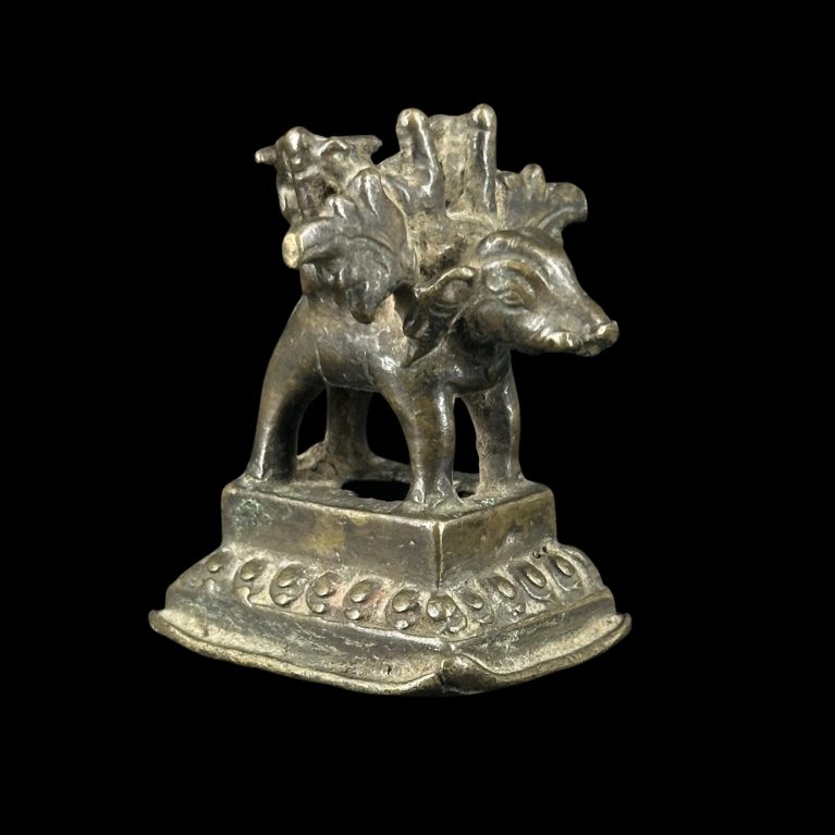 WINGED MYTHICAL GUARDIAN