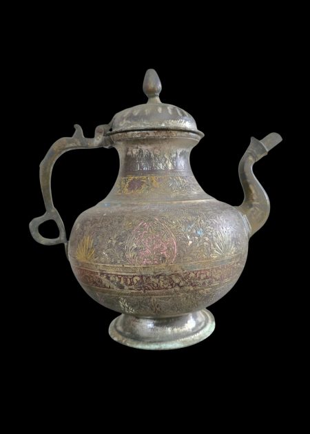 ENGRAVED BRASS TEAPOT WITH LID