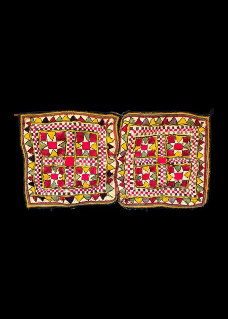 HAND-EMBROIDERED BAG (GUJRAT)