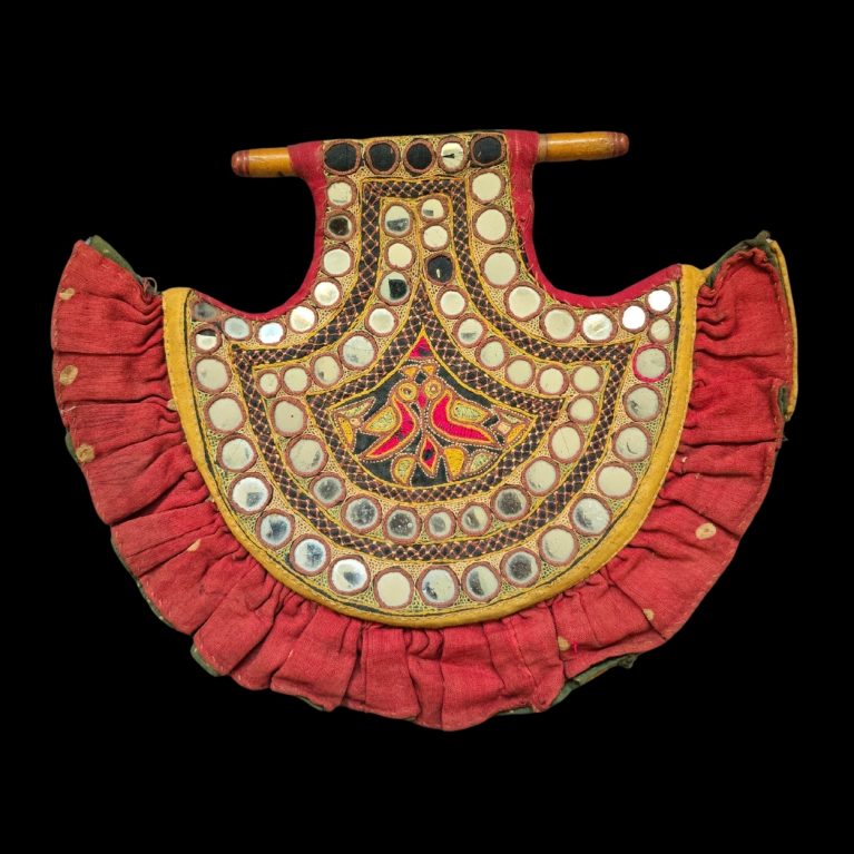 TRADITIONAL HAND FAN FEATURES EXQUISITE HAND EMBROIDERY AND MIRROR WORK