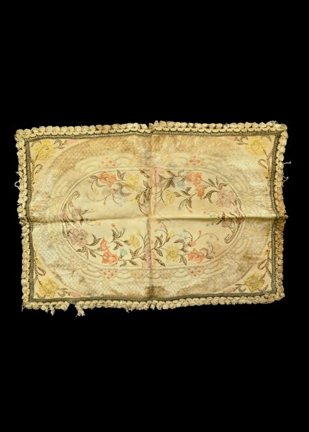 VINTAGE FLORAL WOVEN TEXTILE (TABLE RUNNER)