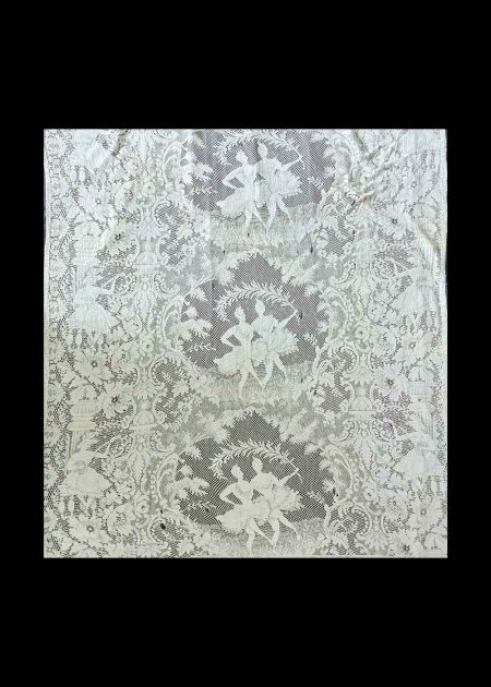 LACE CURTAIN OR WALL HANGING