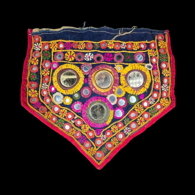 FLORAL MIRRORWORK TORAN (GUJRAT)