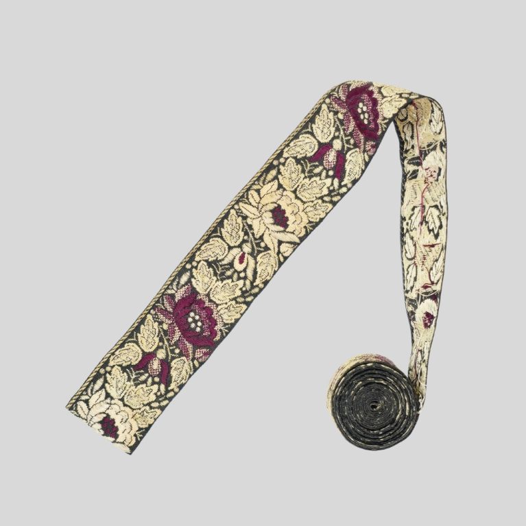 PARSI HAND EMBROIDERY SAREE BORDER ROLL